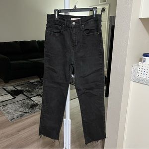 Levi’s 724 High Rise Straight in Faded Black